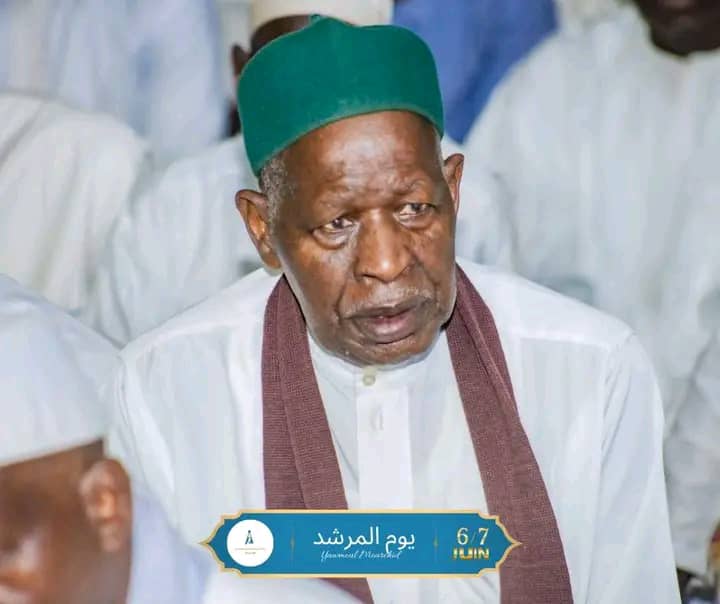 إنا لله و إنا إليه راجعون.

Sunu baayu Daara Alaaji Abdou Pene un fervent Talibe de Serigne Moustapha Sy Al Matoum, moo fi bàyyi koo.
Yàlla nako Yàlla yërëm te jéggal ko 🤲🏾🤲🏾
Noongi sàkku seen ay ñaan