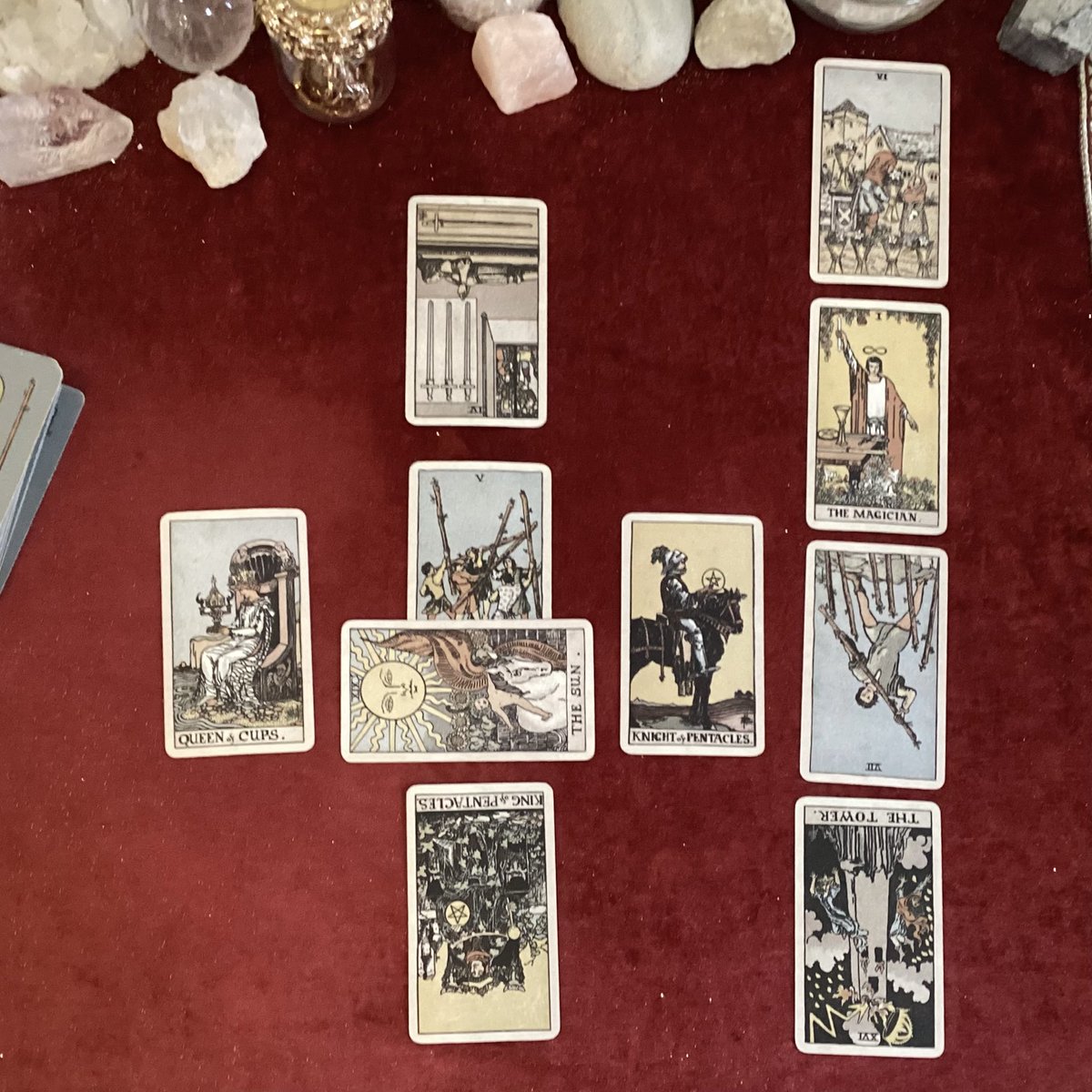 こはる@本気占い🔥タロット100枚引き/占い師独立養成講座