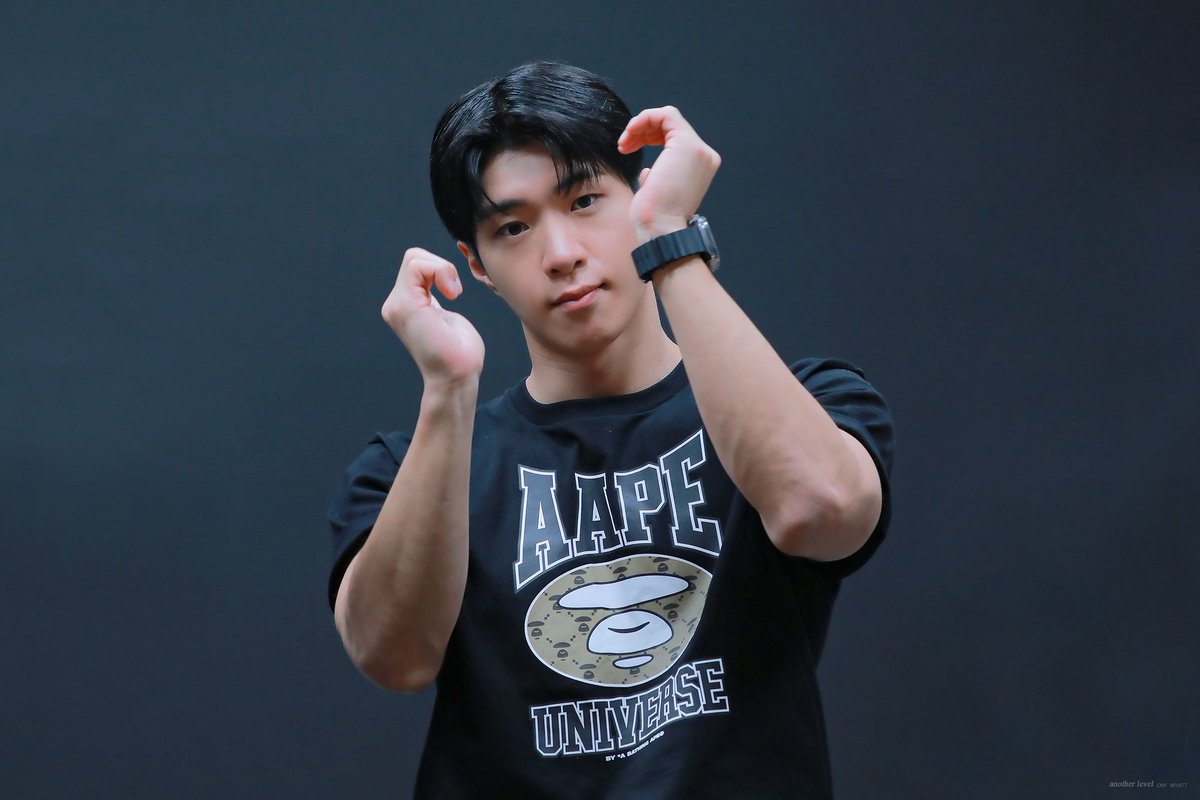 𝑨𝒏𝒐𝒕𝒉𝒆𝒓 𝑳𝒆𝒗𝒆𝒍 🦍 tweet media