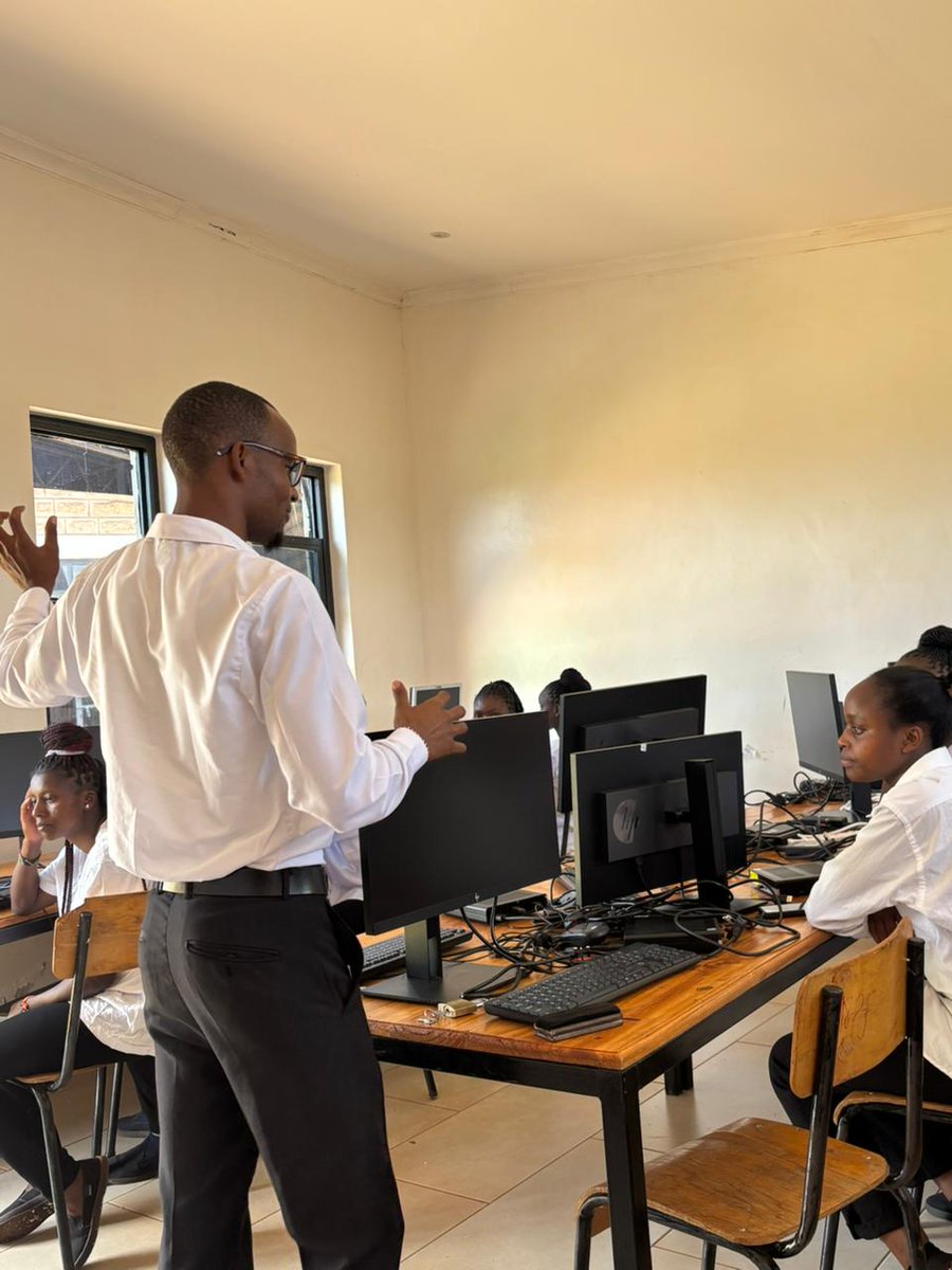 Nice Place Foundation tweet media