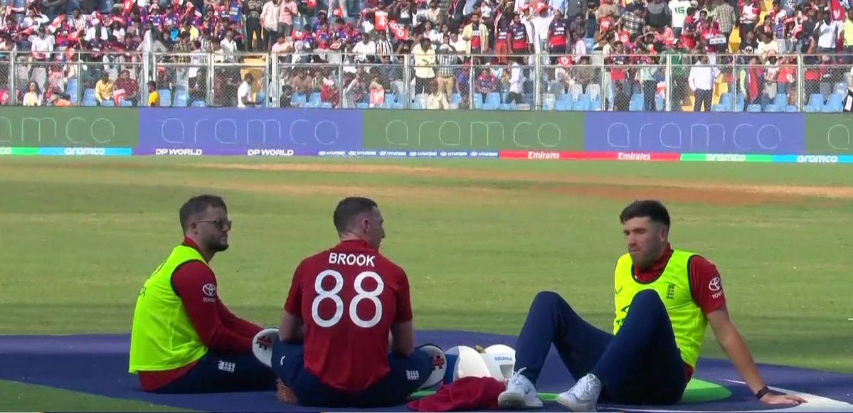 Meiyazhagans from parallel universe ❤️