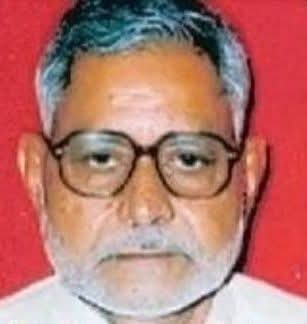 उन्नाव लोकसभा से तीन बार सांसद रहे,वरिष्ठ जन नेता मा. श्री देवीबक्स सिंह जी के निधन की दुःखद सूचना प्राप्त हुई है।
 ईश्वर से प्रार्थना है कि दिवंगत आत्मा को अपने श्रीचरणों में स्थान दे व शोक संतृप्त परिजनों एवं समर्थकों को यह अपार दुःख सहन करने की शक्ति प्रदान करे।
ॐ शांति शांति!