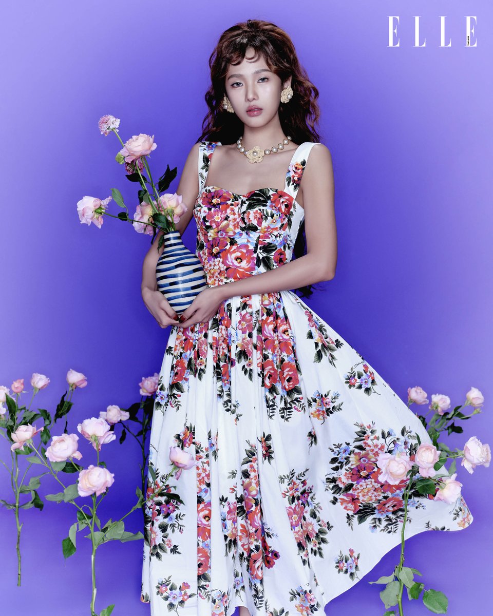 ELLE Thailand tweet media