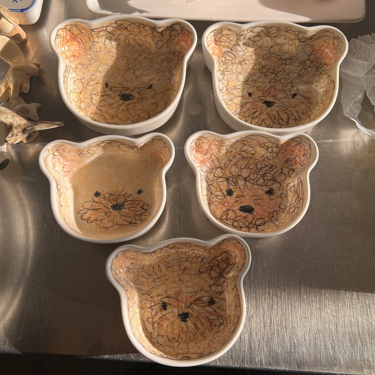 [완전 광고입니다]
복시리들 작은그릇입니다
요 구염동이들에 요거트를 덜어먹자
꽈자를 먹자 견과류를 먹자
무작정 구여워하자 그릇입니다
naver.me/xgXMNGaB