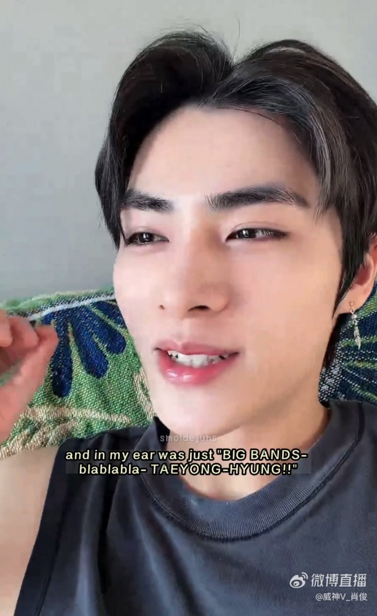 smoldejuns's tweet image. [SUBBED] xiaojun clarifying the whole haechan and taeyong conversation in his in-ear saga during smtown and trying not to crash out while reliving that once in a lifetime memory...

WHY DO THESE THINGS ALWAYS HAPPEN TO HIM I'M CRYING 😭😭😭