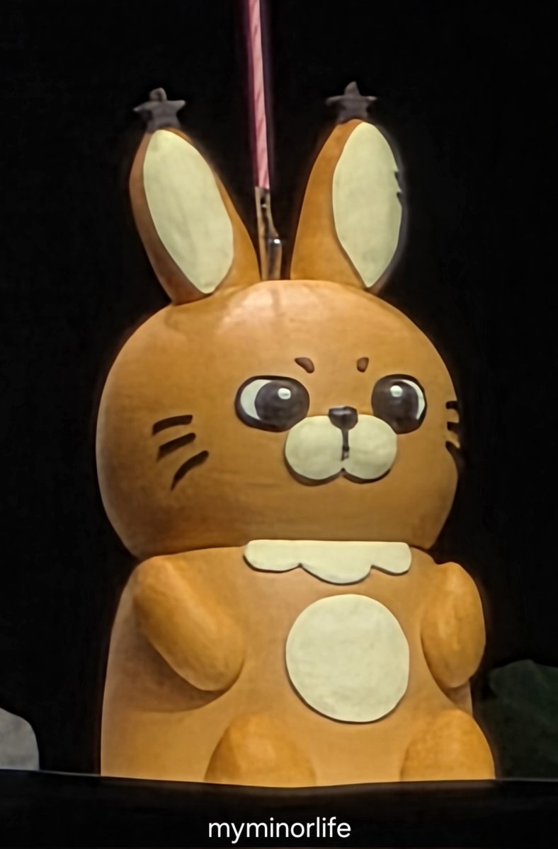 쟈니가 귀엽고 케이크가 깜찍해요