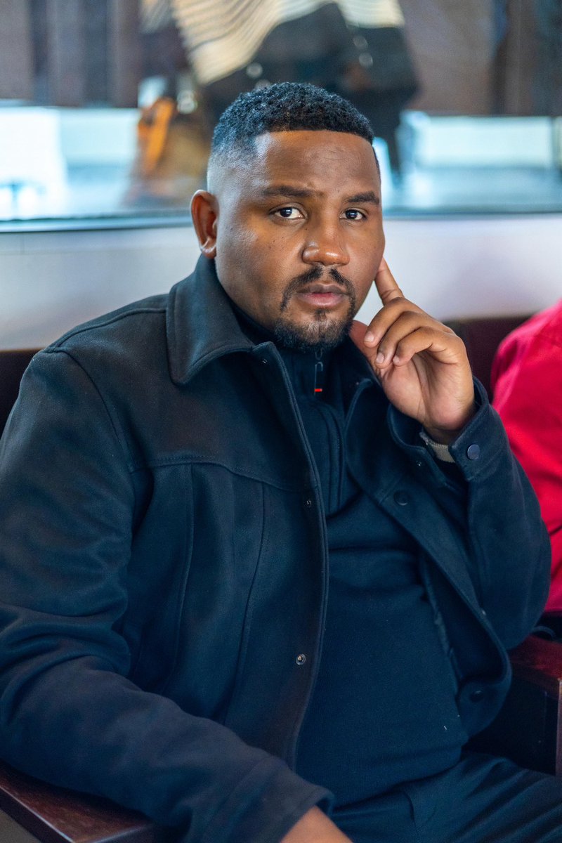Patricia_Bantom's tweet photo. Let's settle this once and for all. Who is your mayoral candidate for Ekurhuleni?
 Repost For Dunga like for Xolani. https://t.co/HLgGsIAzlA