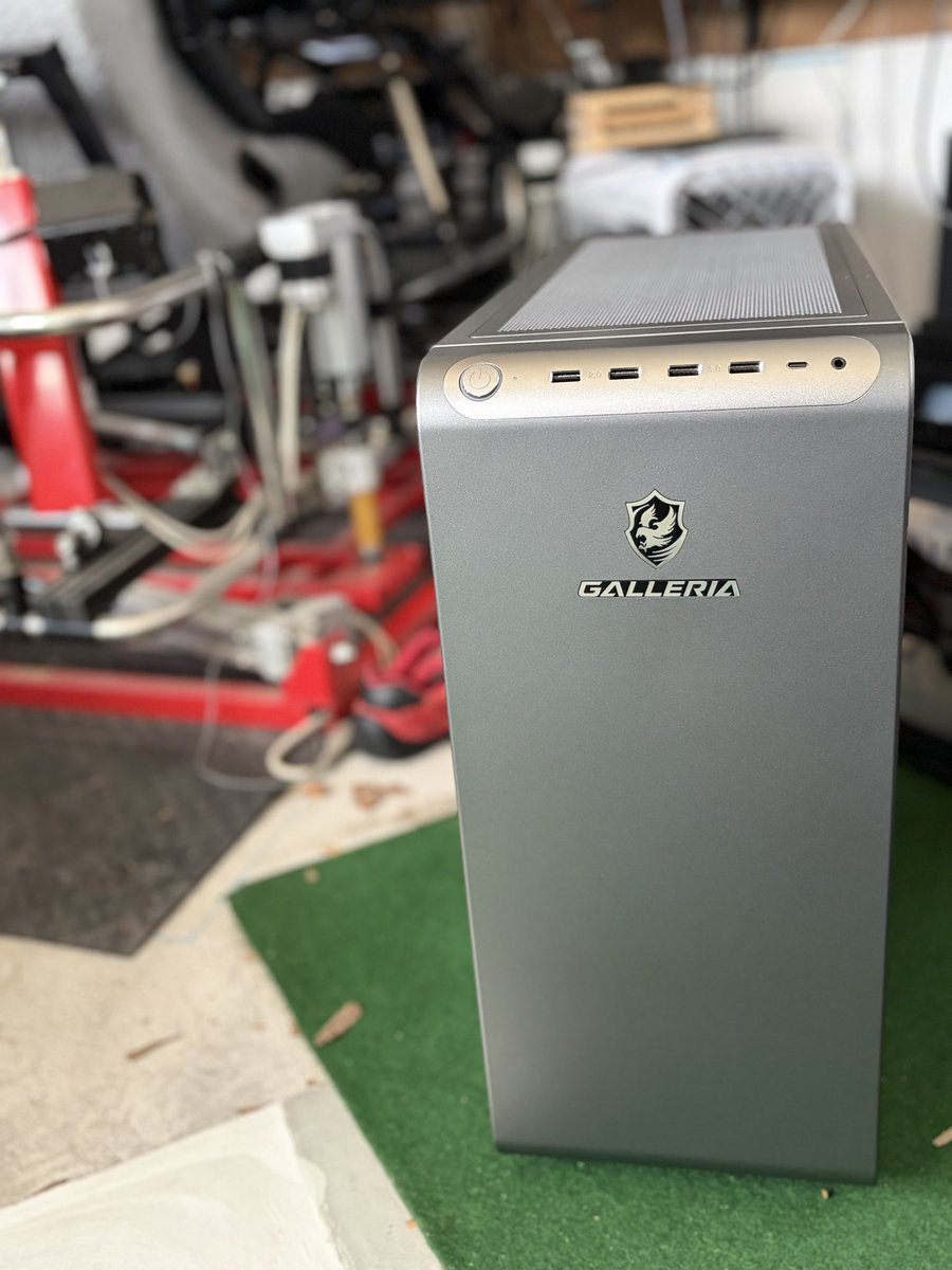 5090スーパーPC来た😊 シムPC入れ替える！