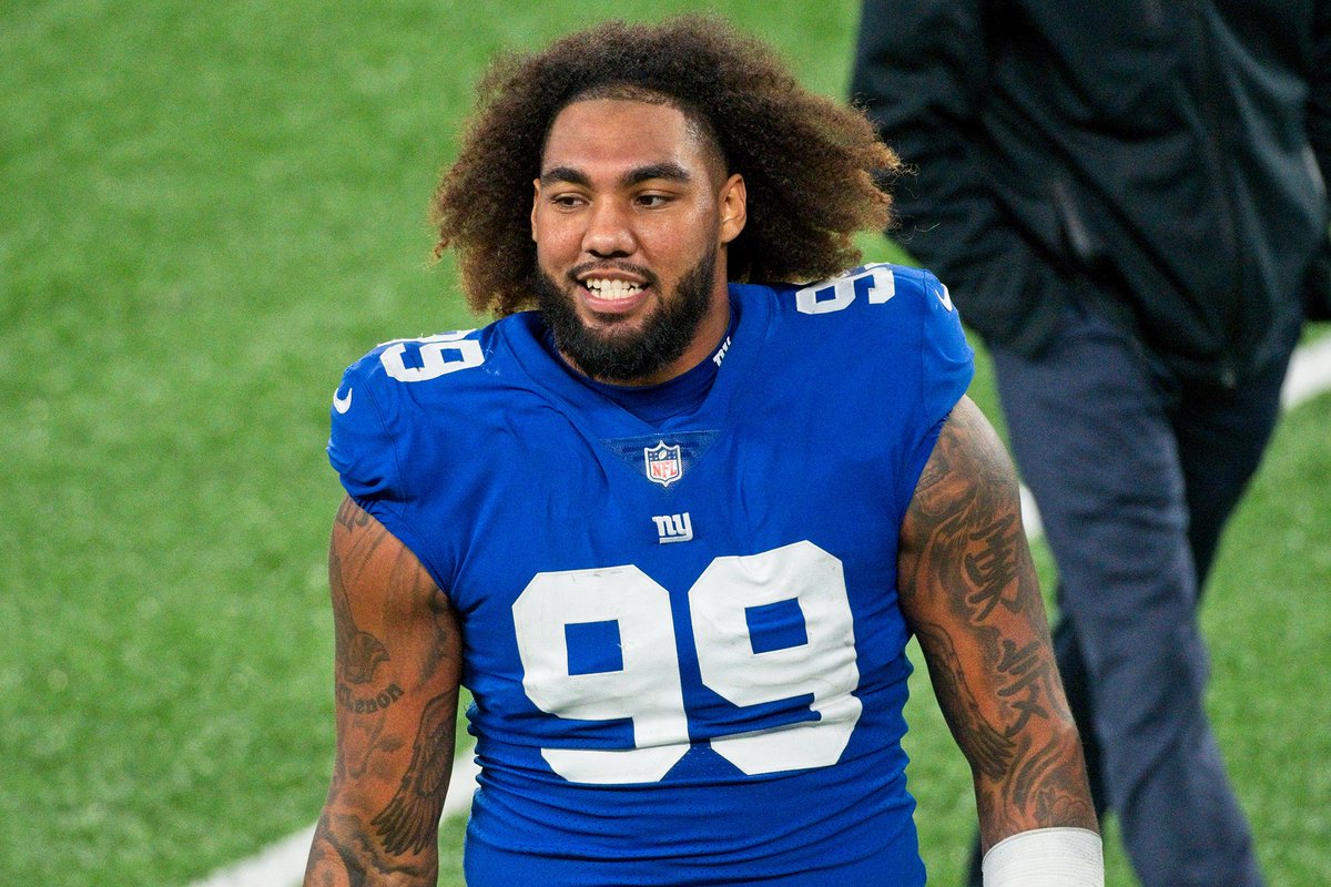 Spongeworthy46's tweet photo. Congratulations to former Giants Leonard Williams and Julian Love for being Superbowl champions. https://t.co/zFs7fSpfzy