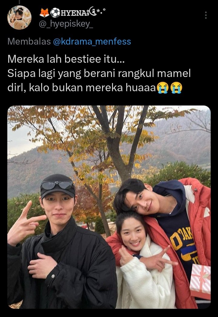 hyepiskey's tweet photo. Dengan segala gebrakan barunya, he took a position🙇🏻

 Aku 2025                       2026 https://t.co/LmFhfpNyj3