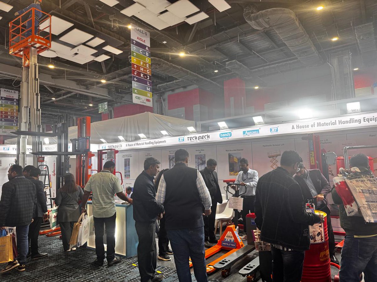 techmechgroup's tweet photo. 4th Day at PLASTINDIA EXPO 🚀
Experience smarter and efficient material handling solutions live at our stall in Plastindia Expo.
📍 Pragati Maidan, New Delhi, India
Hall No. 5 | Stall No. J-9 | Ground Floor
🌐 https://t.co/4Vnoh8NgaI

#PlastindiaExpo #Plastindia2026 #Plastindia https://t.co/f8XMYXSyXm