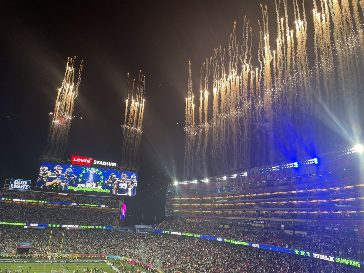 Brian Schmidt tweet media