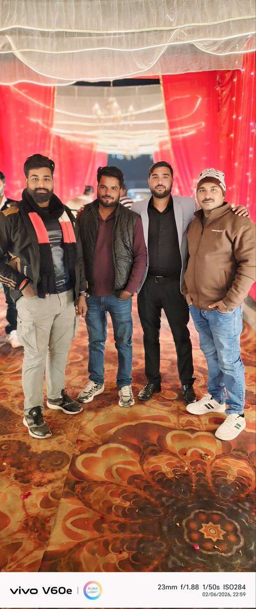 हर वक्त जितने का जज्बा होना चाहिए क्योंकि किस्मत बदले या न बदले पर समय जरूर बदलता है।