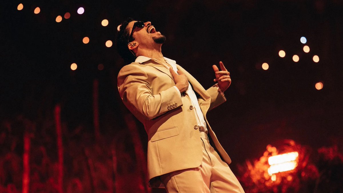 QuimFlorencio's tweet photo. 🔥VENDO 2 ENTRADAS PARA BAD BUNNY,  PARA LA GRADA 121, PARA BARCELONA 🔥
 
📍 Estadio Olimpico Lluis Companys (Barcelona)
📅 Viernes, 22 de mayo de 2026
🎫 Transferencia via TICKETMASTER
💳 PRECIO NEGOCIABLE 

#badbunnytour #Ticketmaster #FantoFan #DebiTirarMasFotosTour #BadBunny https://t.co/jQ7vh3vD4I