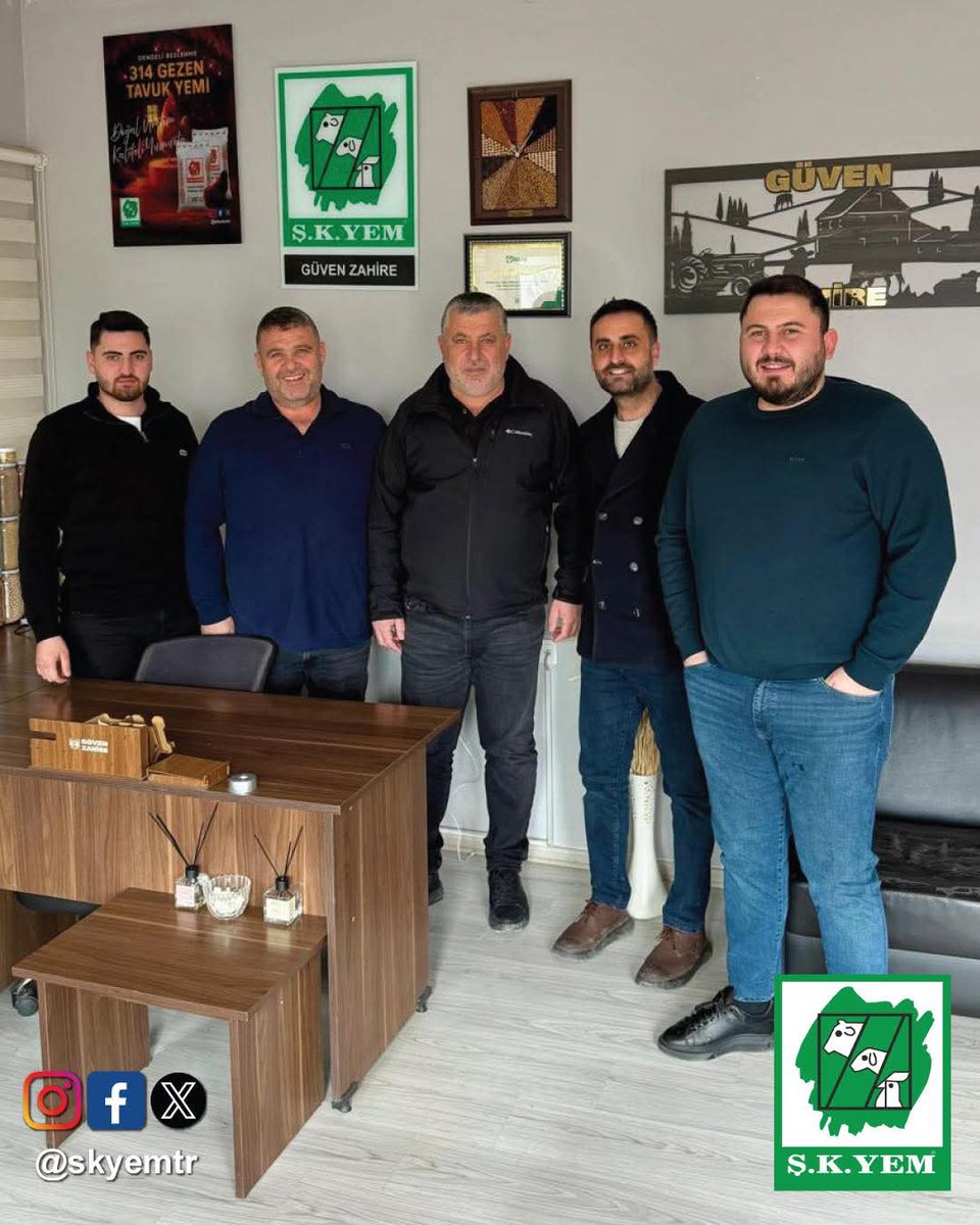Ankara, Yenikent’te bayimiz Güven zahire, Ferda ve Ferdi beyleri ziyaret edip bölgedeki müstahsillerimizi değerlendirdik. Kendilerine hayırlı işler diliyoruz. #şkyem. Bereketli olsun. #yem #besi #süt #hayvancılık #yenikent #sincan #ankara