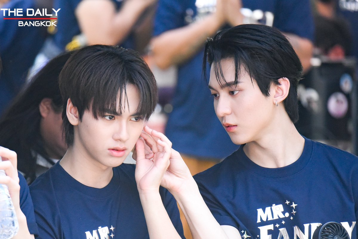 thedailybkk's tweet image. " ริวจิน - แพทจิ " ในงานพิธีบวงสรวงซีรีส์ "MR.FANBOY รักสุดใจนายแฟนบอย"

Mr Fanboy Worship
#บวงสรวงรักสุดใจนายแฟนบอย
#rryjinnn #Chira_patt 
#ryujinpatji #ริวจินแพทจิ
#MrFanboySeries 
#รักสุดใจนายแฟนบอยSeries