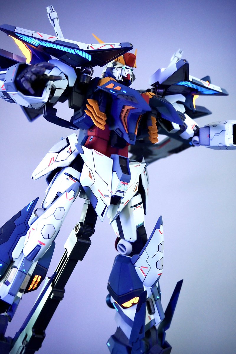 Tawnermab's tweet image. ディテールと塗装にこだわりました。
全体写真はヤフオクにまとめています。

HGUC クスィーガンダム 完成品
（URL）

#ガンプラ
#クスィーガンダム 
#HGUC