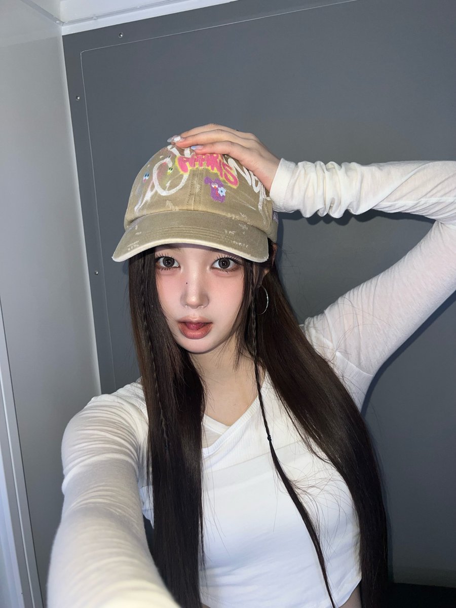 tripleS トエス サイン入りソロチェキ ジュビン S18 📸 #tripleS #트리플에스 #トリプルS #トリプルエス #トエス #JooBin