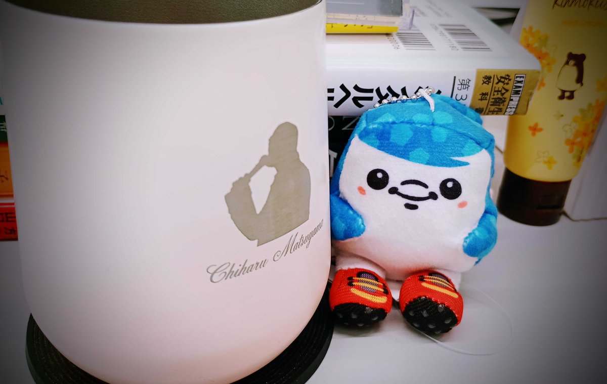 ASrawhid's tweet photo. 暑い日も凍てつく日もお茶を煎れてくれる同僚。今日は、貴重な和烏龍茶いずみ・・！😳https://t.co/yrpZSRsFzf
いつもありがとう。心づかいがプライスレス福利厚生🫰 https://t.co/FG8ldVzInG