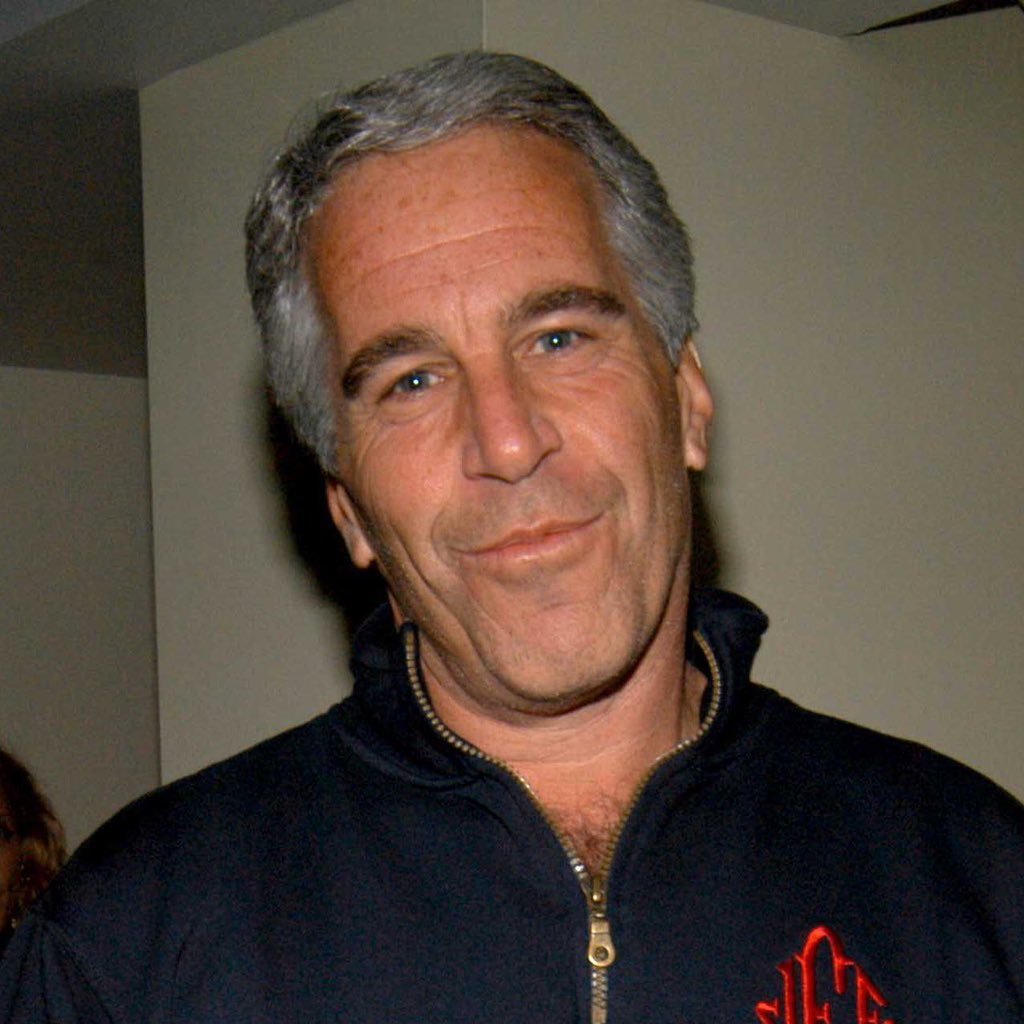 files93069's tweet photo. US Department of Justice without warning removes an 86-page document from the Epstein files that lists possible co-conspirators in Epstein’s crimes. https://t.co/aP5Ebl1oHX