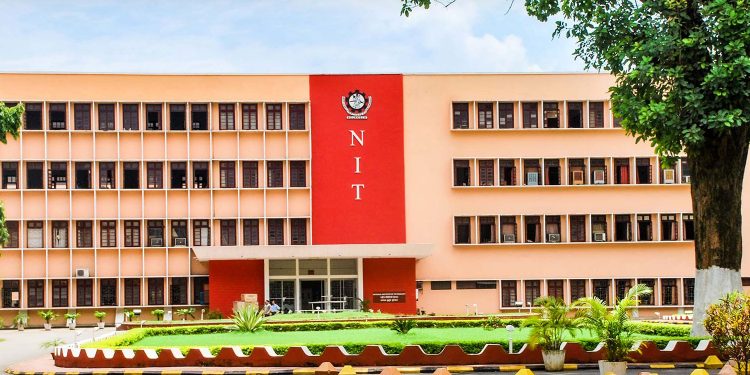 OrissaPOSTLive's tweet image. National Institute of Technology (NIT) Rourkela has crossed a major research milestone with 101 patents granted so far, reflecting a sharp rise in innovation output and intellectual property creation.

#NITRourkela #Patents #Rourkela #Odisha 

📲 Follow Orissa POST – Odisha's No.