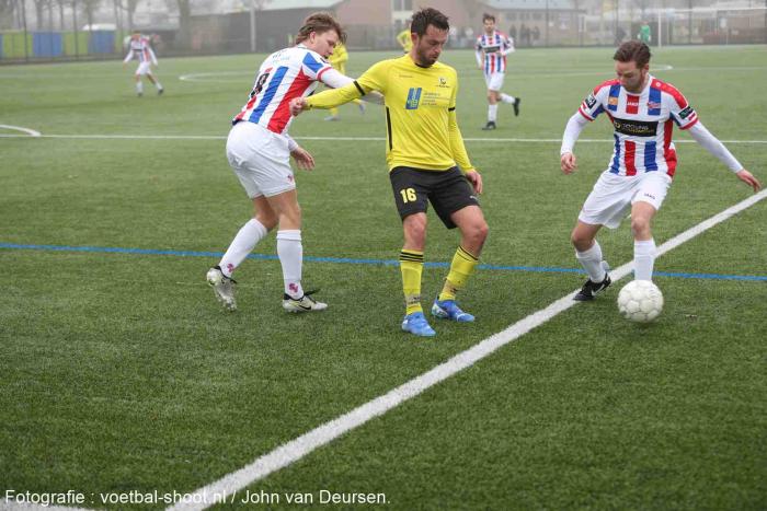 Er staat een album van de wedstrijd <a href="/VVBoekelSport/">v.v. Boekel Sport</a> 2 - <a href="/stiphoutvooruit/">Stiphout Vooruit</a>  2 op voetbal-shoot.nl Eindstand 1 - 0