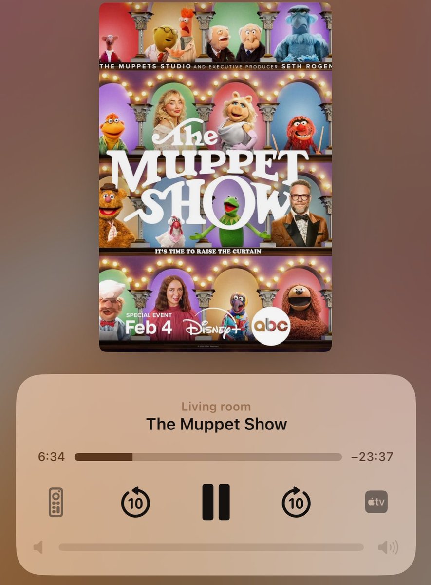 5 minutes in and #themuppetshow is off to a great start