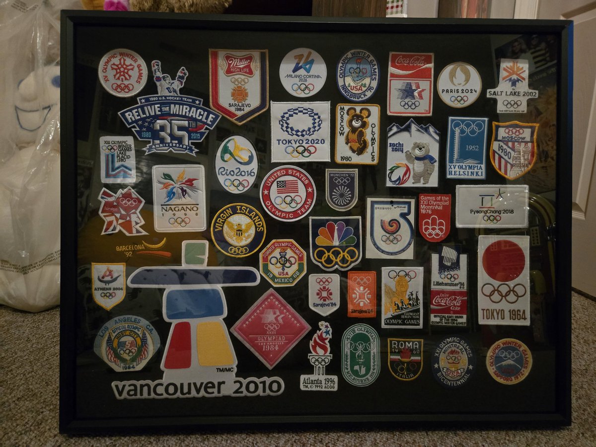 Nadeauchick75's tweet photo. @NBCOlympics I have my patches in the frame.🙂🇺🇸🇮🇹⚜️ Took me about 5 years and still looking for some others. https://t.co/vsjayaR2vO