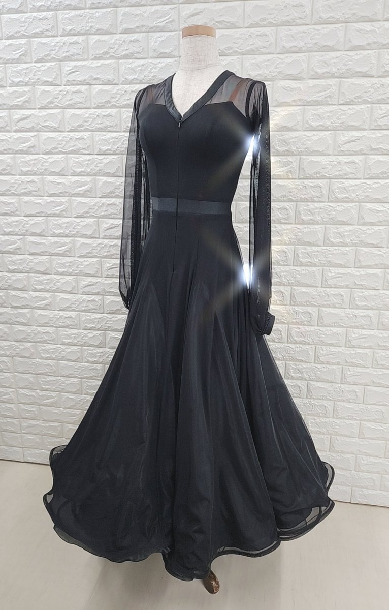 社交ダンスドレス・衣装専門店👗|白樺ドレス|販売・レンタル・オーダー