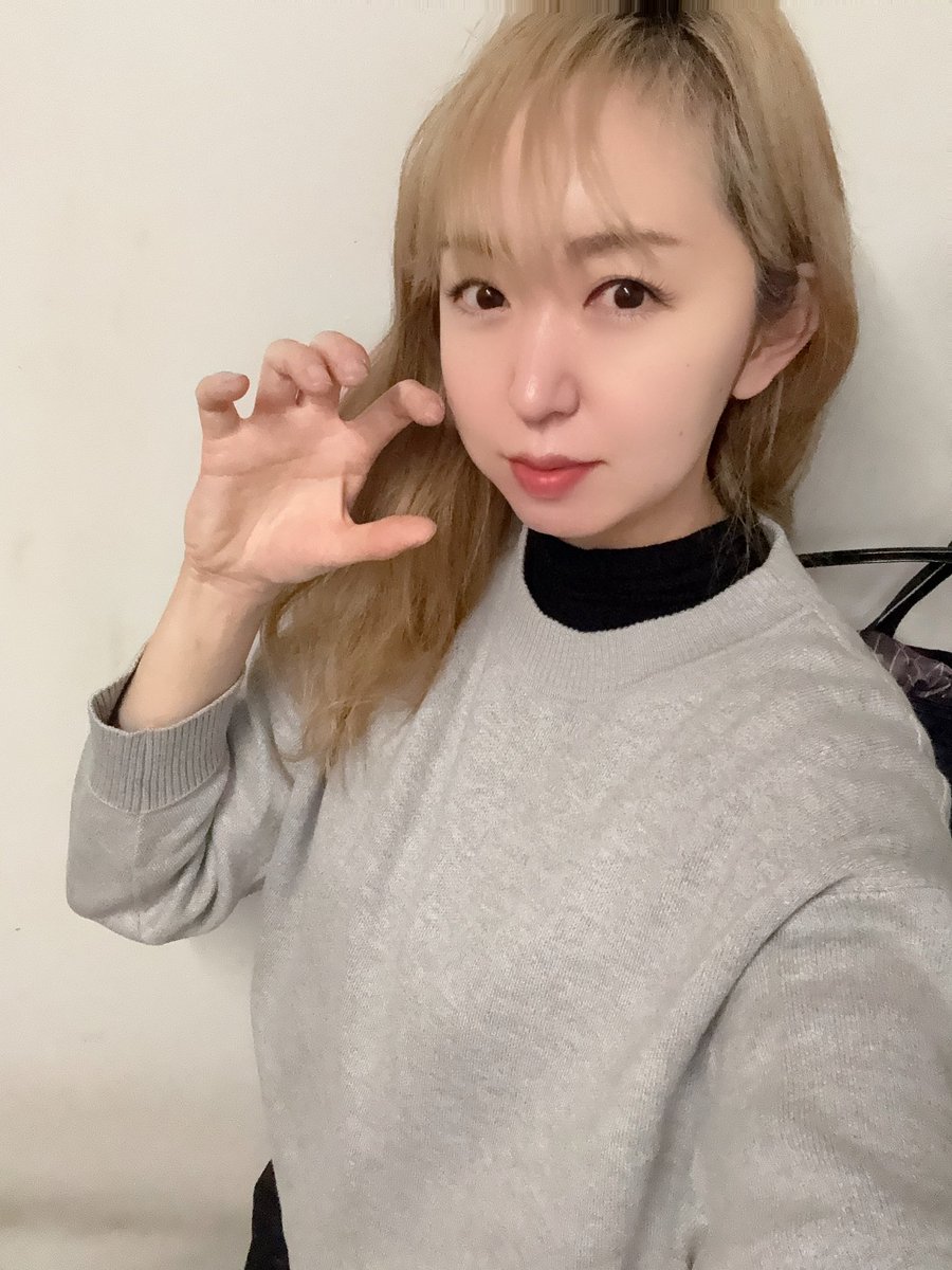 こんにちは(｢･ω･)｢ｶﾞｵｰ 🌞🥶