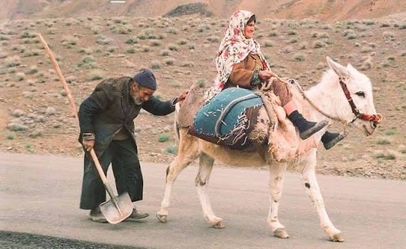 KarlidagFetanet's tweet photo. “Ve Ben, 

Heybemdeki her şeyin, Değersiz olduğunu, 

Yol bitince anladım.”

(Abdürrahim KARAKOÇ) https://t.co/7L06lLpvHe
