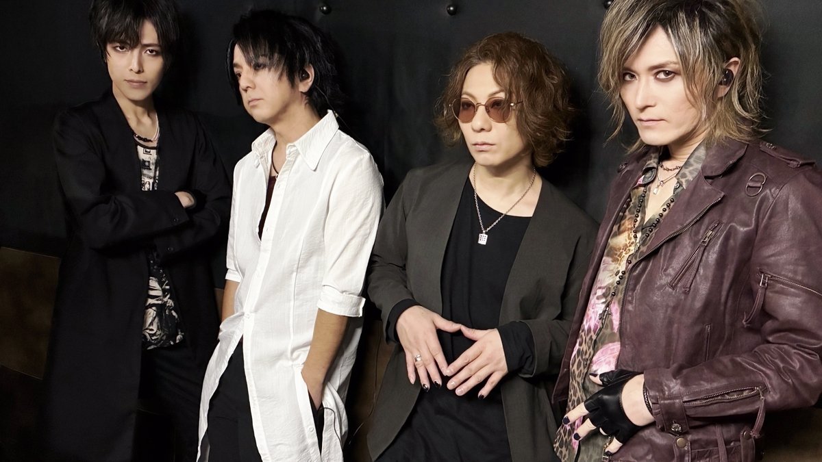HOLLOWGRAM_info's tweet photo. HOLLOWGRAM 夢時BD LIVE
【devil's mellow hand 5th】

原罪
flood of love
Blind watchmaker
-guitar impro-
ラブレターレイン
Blanket
Slow Ballad
Colors of human mind
-MC-
DID
誑人
Sentimental issues
Pleasance Liddell
With you

-Happy Birthday to 夢時-
Don't cry for the knell https://t.co/UOC2THsvt0