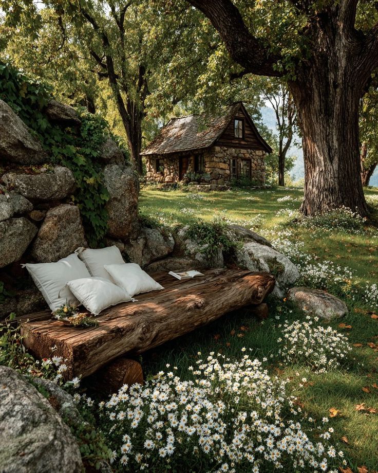 2025pics's tweet image. Cottage core