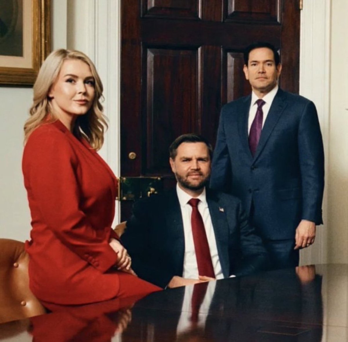 GoldenAgeUnfold's tweet image. Simple poll. Please be honest! As of today, how much do you still trust this team?

A. 100%  
B. 75%  
C. 50%  
D. 25%  
E. 0%