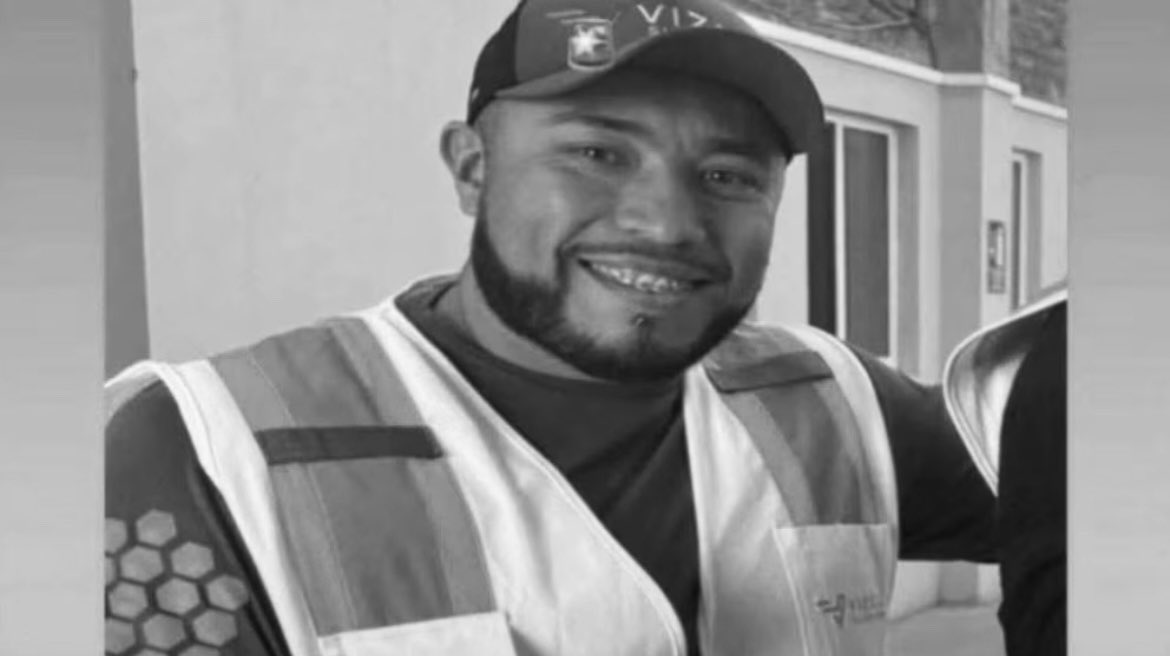 Con tristeza se confirma la muerte de los Ingenieros José Ángel Vélez, José Manuel Castañeda e Ignacio Aurelio Salazar, zacatecanos secuestrados en Sinaloa.

La crisis de desaparecidos es una tragedia que el gobierno se niega a aceptar.

¡Una vez más me sumo al grito de justicia!