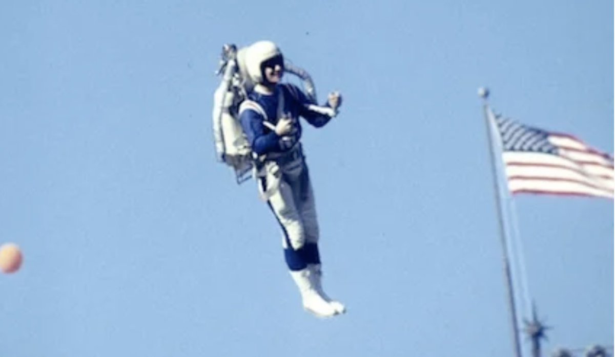 _Trump2024MAGA_'s tweet photo. @BasedMikeLee Greatest Superbowl halftime show ever? Only one correct answer 1967 Superbowl 1 #JetPacks https://t.co/gvadiGNOu2