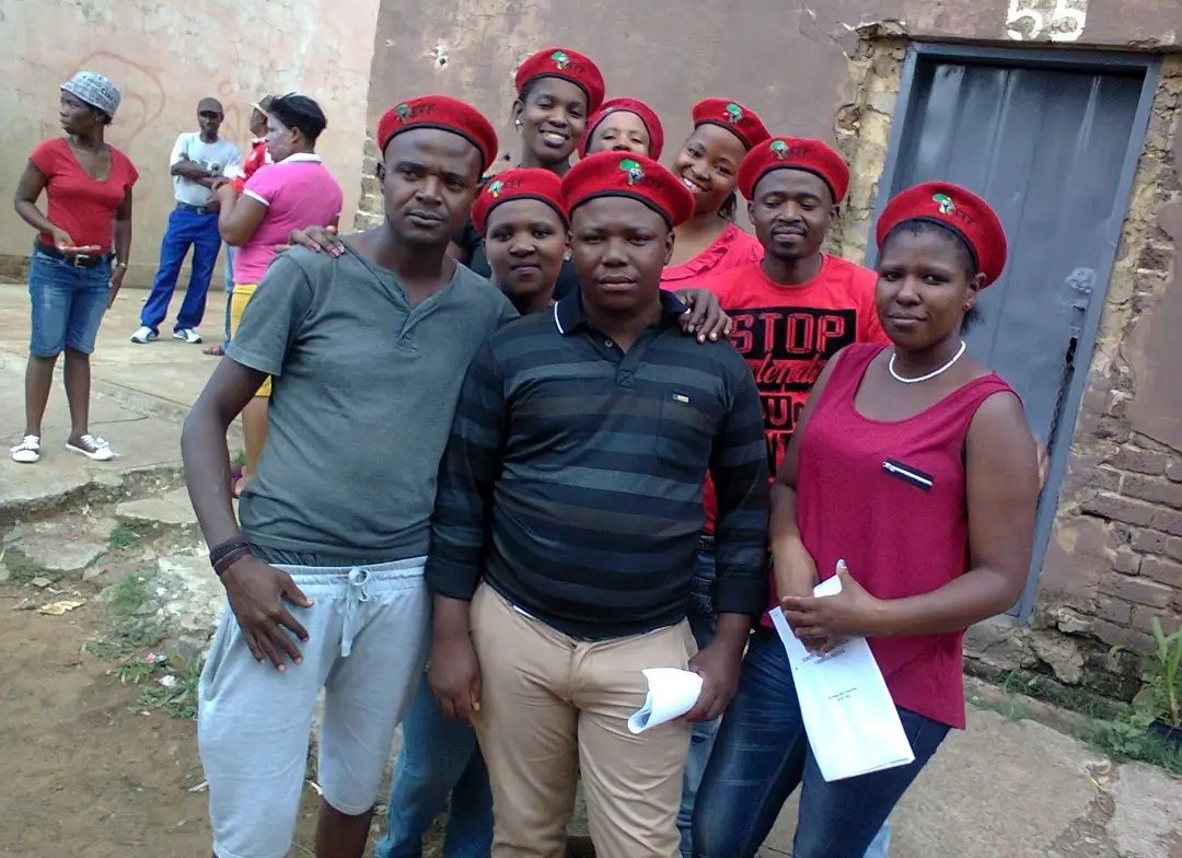 MphoDibakoane tweet media