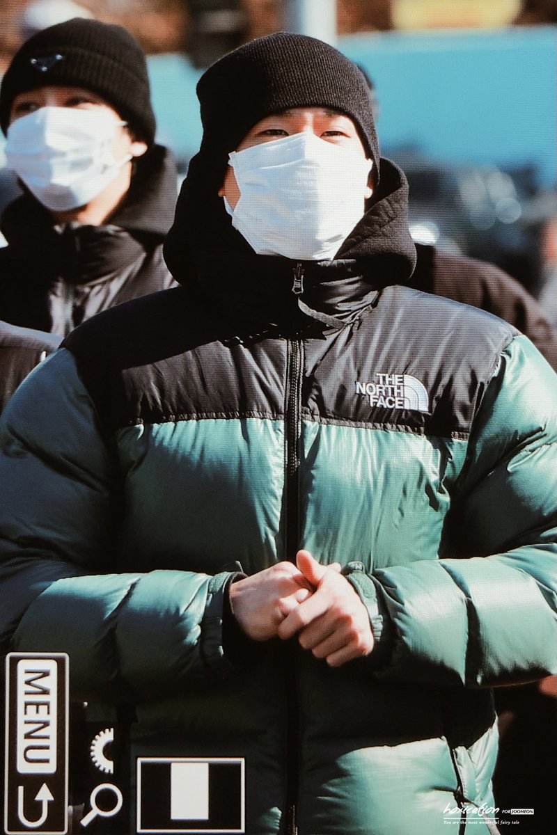 허시케이션 tweet media