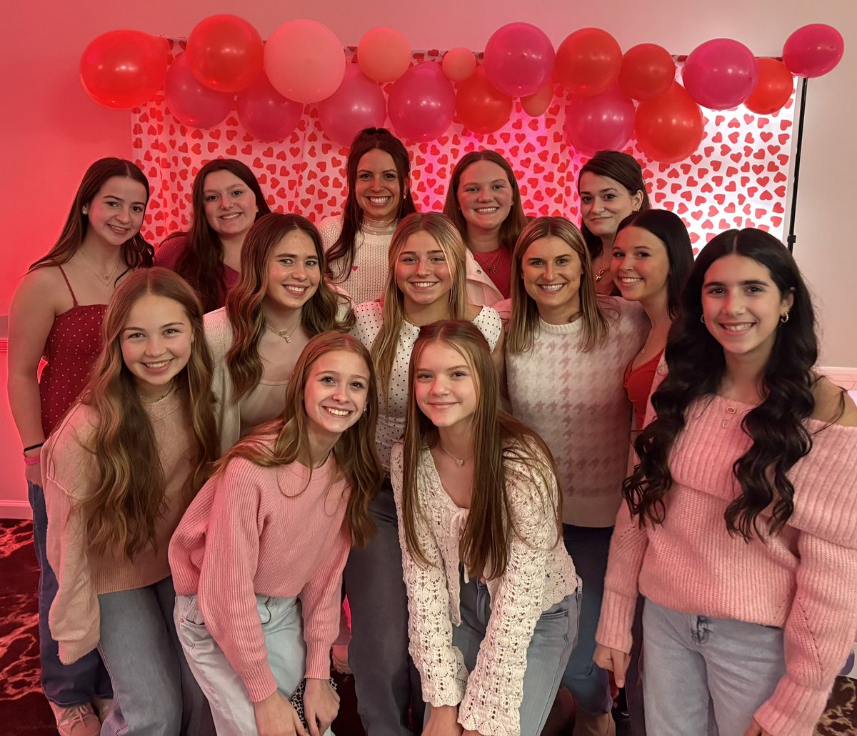 Mayfield Middle School's Warrior Team of current staff and students, as well as past students and graduates represented well at our Annual Dine and Galentine Fundraiser 💞