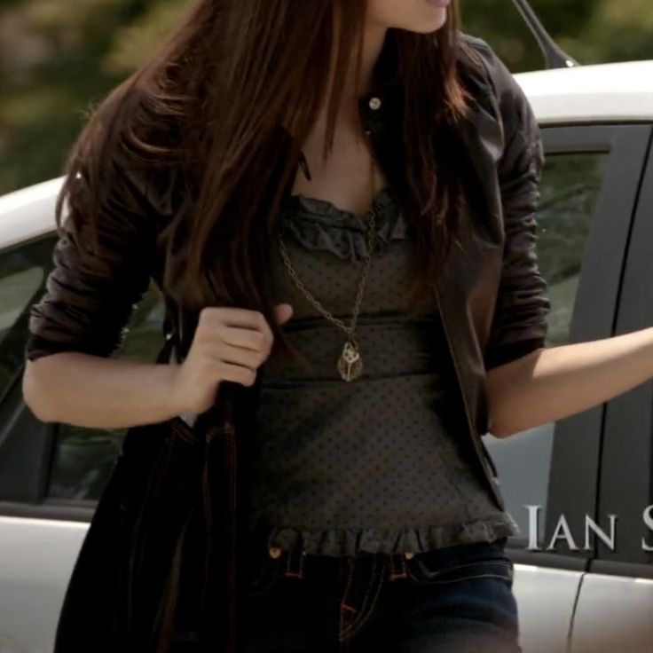 vampzrp's tweet image. elena gilbert's outfits