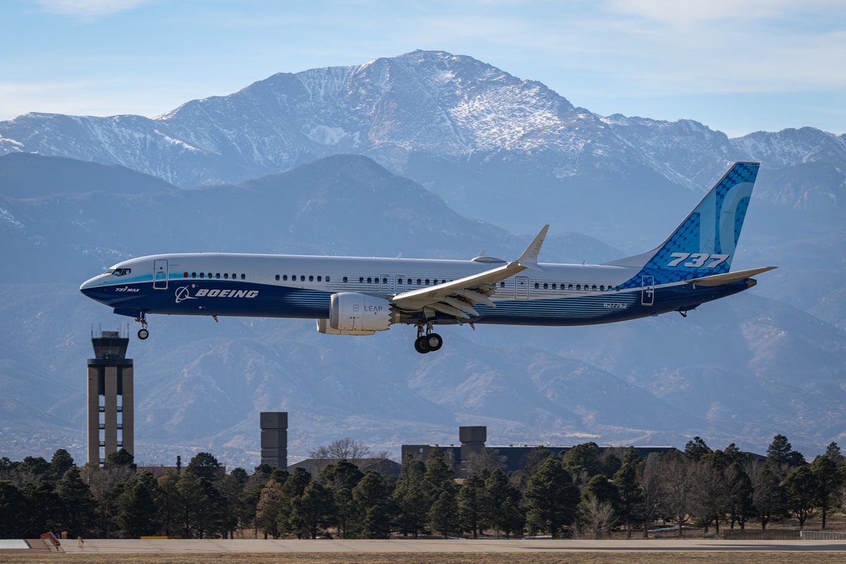 GDevore Photos tweet media