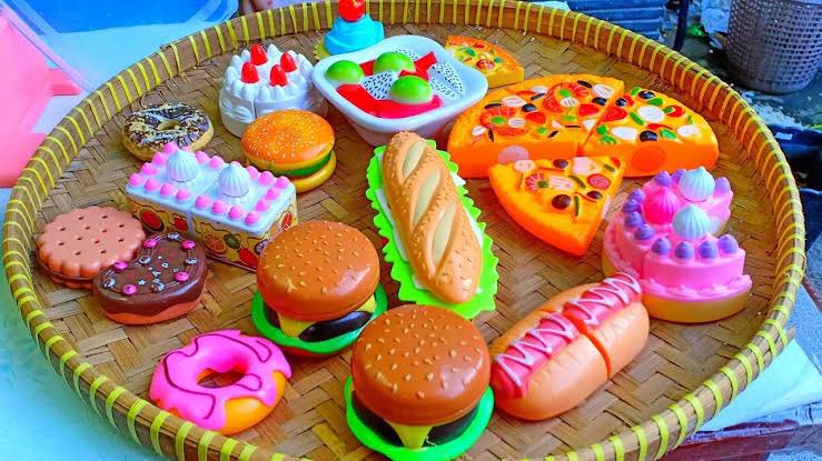 <a href="/shiniciizumi_/">Link di bio</a> Semua makanan yang kita makan itu real food
Ini yang tidak real food :