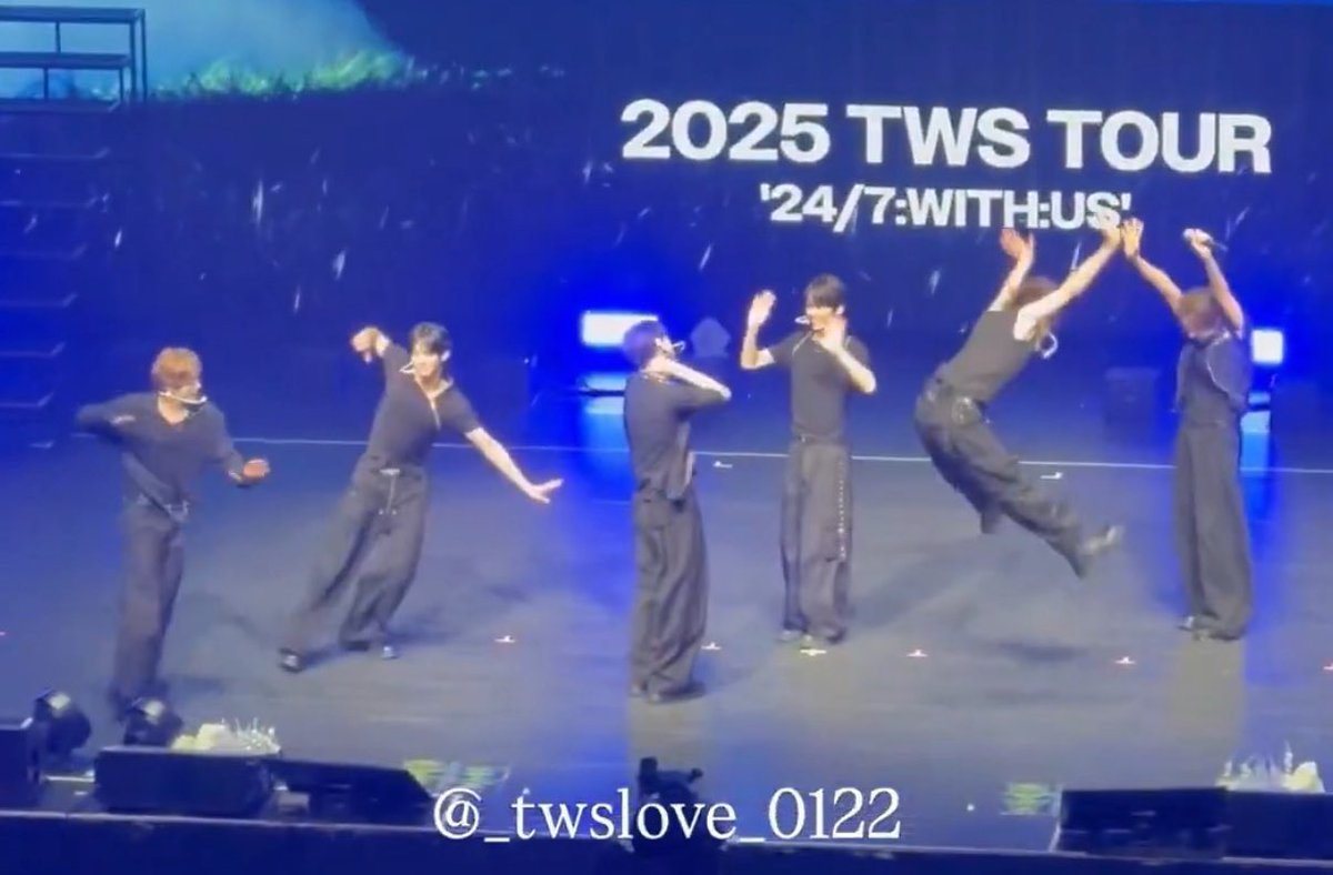 haha_0328_'s tweet image. 있는 힘껏 반가워하는 강아지와 최선을 다해 맞아주는 견주