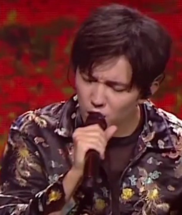 Adelma30513806's tweet photo. 💕 #DimashQudaibergen 
THE GREATEST SINGER IN THE WORLD! 
#WhenIveGotYou   #Fire #TheStoryOfOneSky    
#Samgau  #Amanat
  #HymneALamour  
 #Stranger   
@dimash_official
DIMASH AND HIS SHOW
#VoiceBeyondHorizon 🌹🎼🌹 https://t.co/eCWiSV7WQy