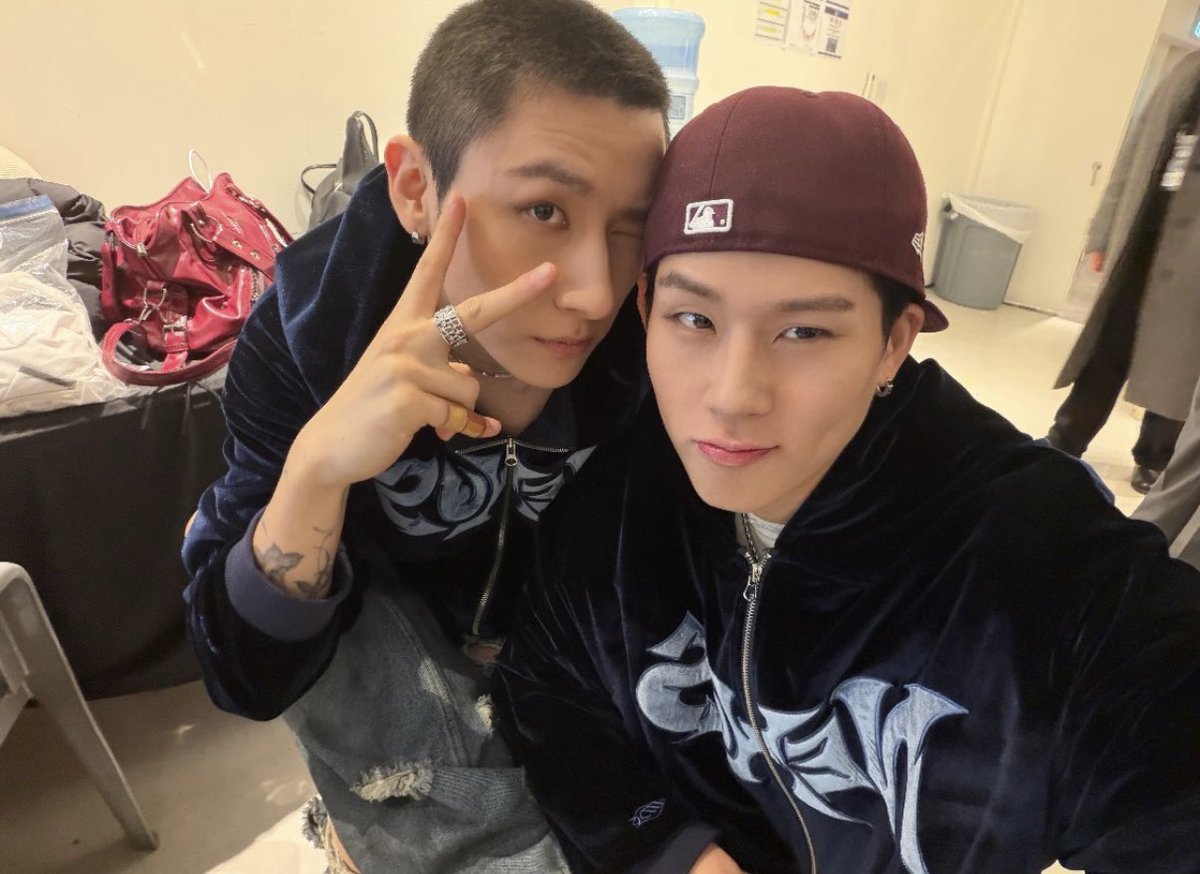 ScentLike_Laven's tweet photo. 주헌이 인스스에 창균이 .ᐟ

브금 이등병의 편지 ㅠㅋㅋ큐
아 나 울어 감동돼 나초즈 사랑해요♡♡

🐯 사랑하는 내동생 내 최고의 랩파트너
잘 갔다와 건강하게.ᐟ 필승 🫡
사랑한다 임창균 💜 https://t.co/W4bqzZCHCd