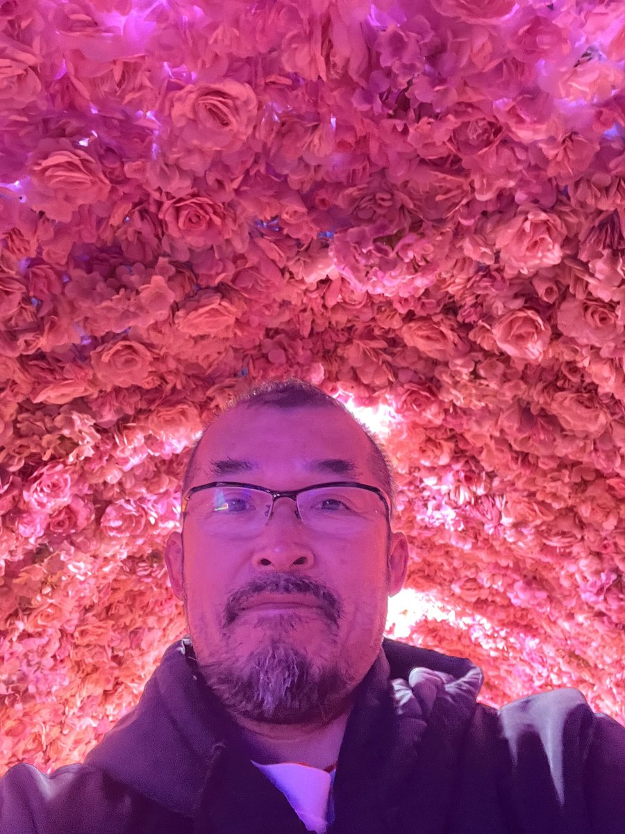 husller53's tweet image. 昨夜のスイッチ☆PONはご覧頂きましたでしょうか😊
超大型イベントの発表がありました😊
是非アーカイブをご覧下さい
youtube.com/live/D3-giJxIZ…

3月15日新橋タウンハウス東京様でのお披露目LIVE&amp;amp;映画『FIVEBIRDS』チケットが残り極僅かです
お急ぎください😊
1098-shop.com