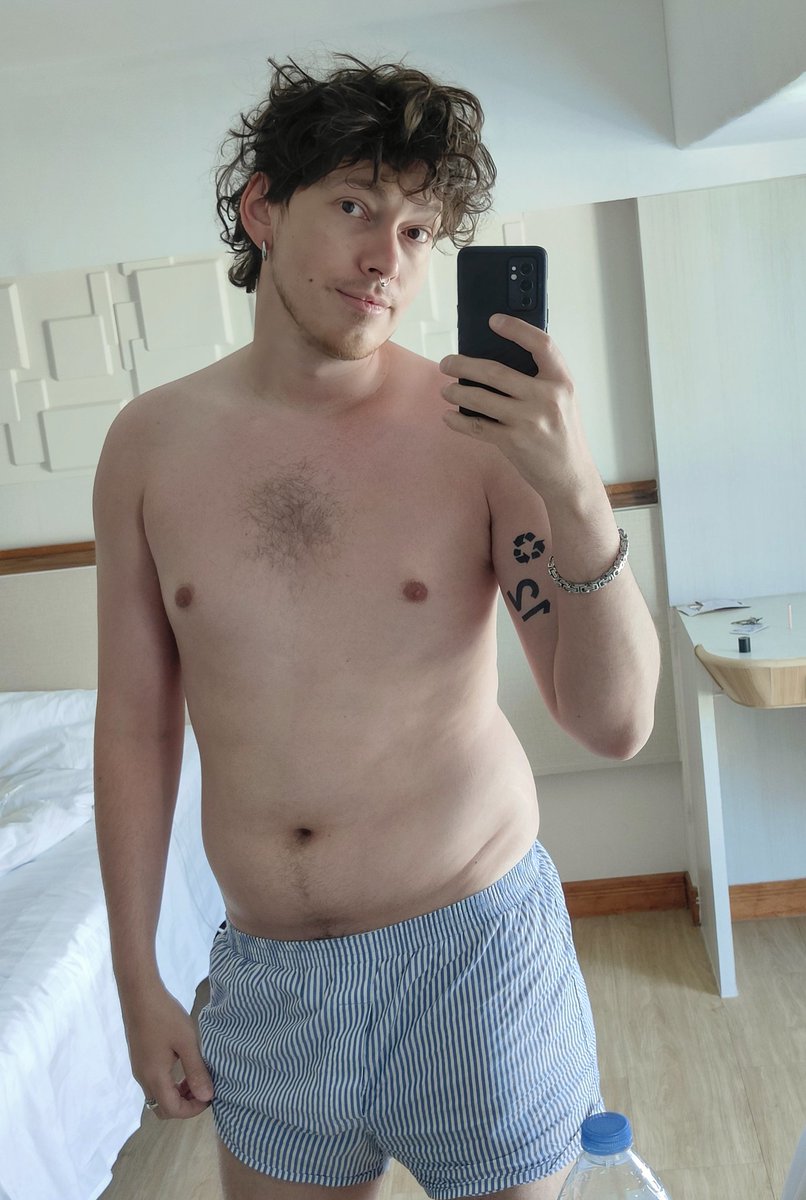 брат алисы tweet media