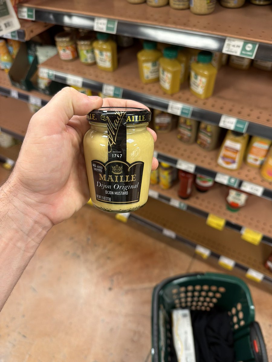 supernormalguy7's tweet image. Tonight changed my life. This mustard is the best mustard on planet earth and it’s not close. @MailleUS