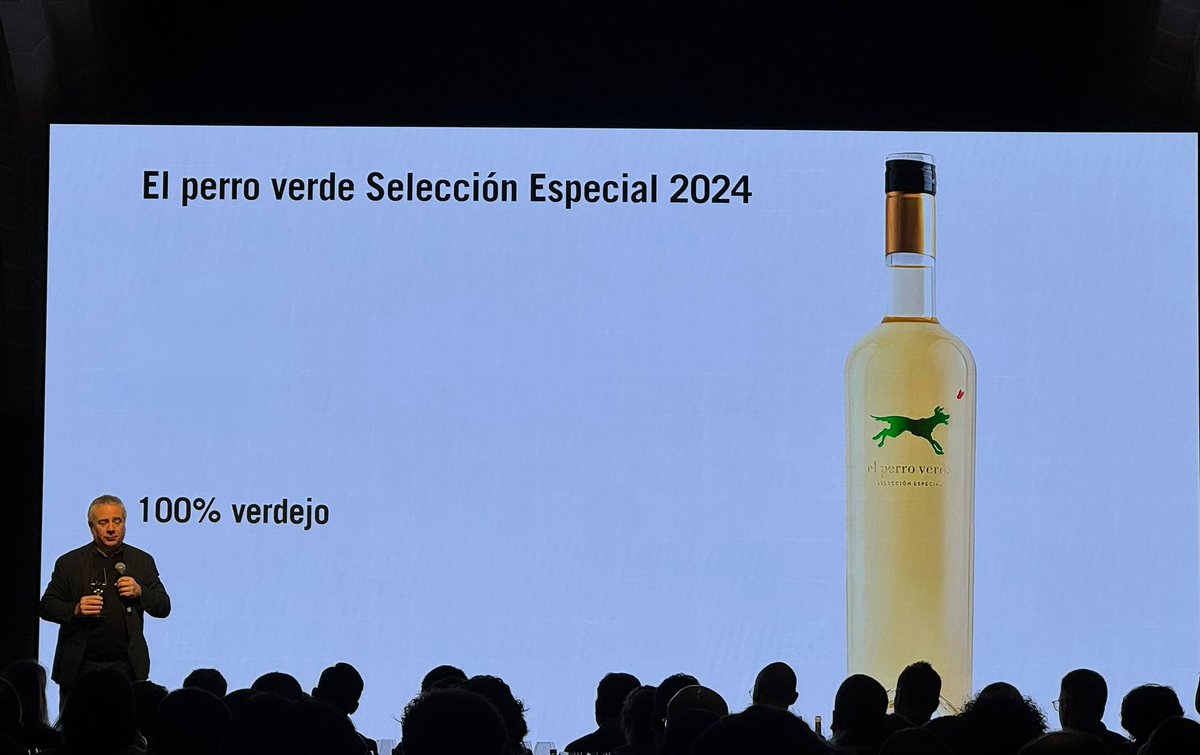 AmarzoaVV's tweet photo. First commercial convention of 2026, the year is starting strong 🙌🚀@vilaviniteca

A great way to begin with a focus on @uvasfelices , especially the new organic @perroverde_  and Perro Verde Special Edition. New vintages, fresh ideas, and a clear direction ahead. https://t.co/8aJ9rSL6xG