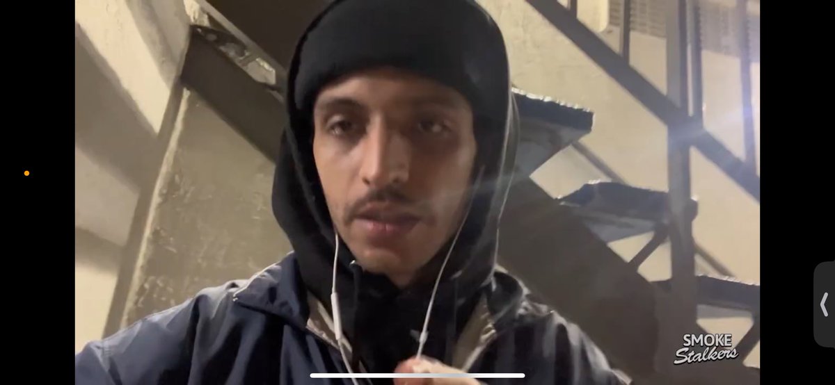 Glowheezy's tweet photo. Look out for @smoke_stalkers he reporting peoples account in the weed field which yall know is some btch ahh shi if u got a report lately probably was him https://t.co/iDPrD6luUN